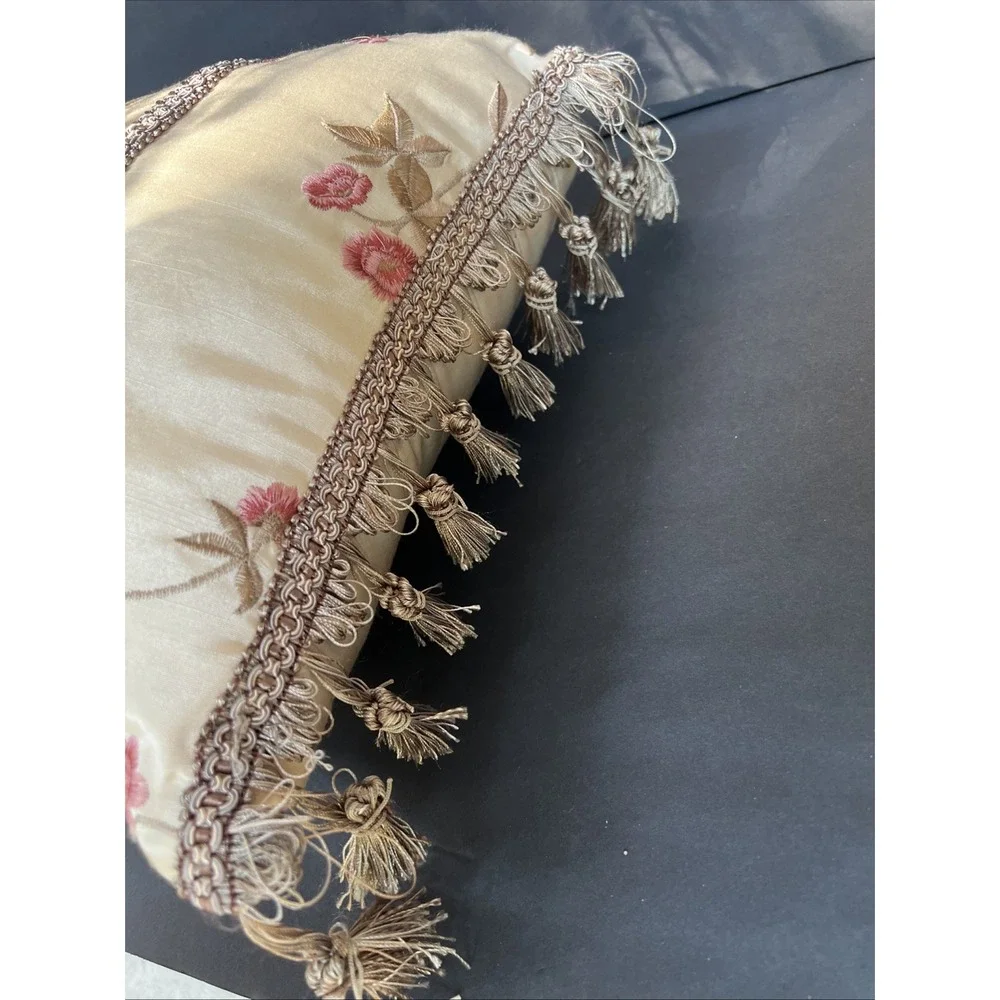 Croscill Rose Garden Floral Throw Pillows x2 16x16 & 16x12 Embroidered Tassels
